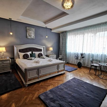 Crystal Central Apartment Brassó Kültér fotó