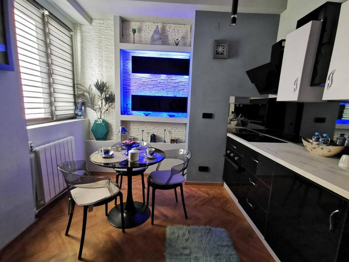 Crystal Central Apartment Brassó Kültér fotó