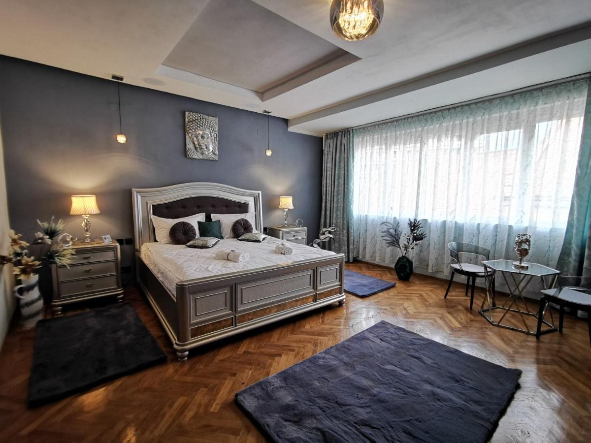 Crystal Central Apartment Brassó Kültér fotó