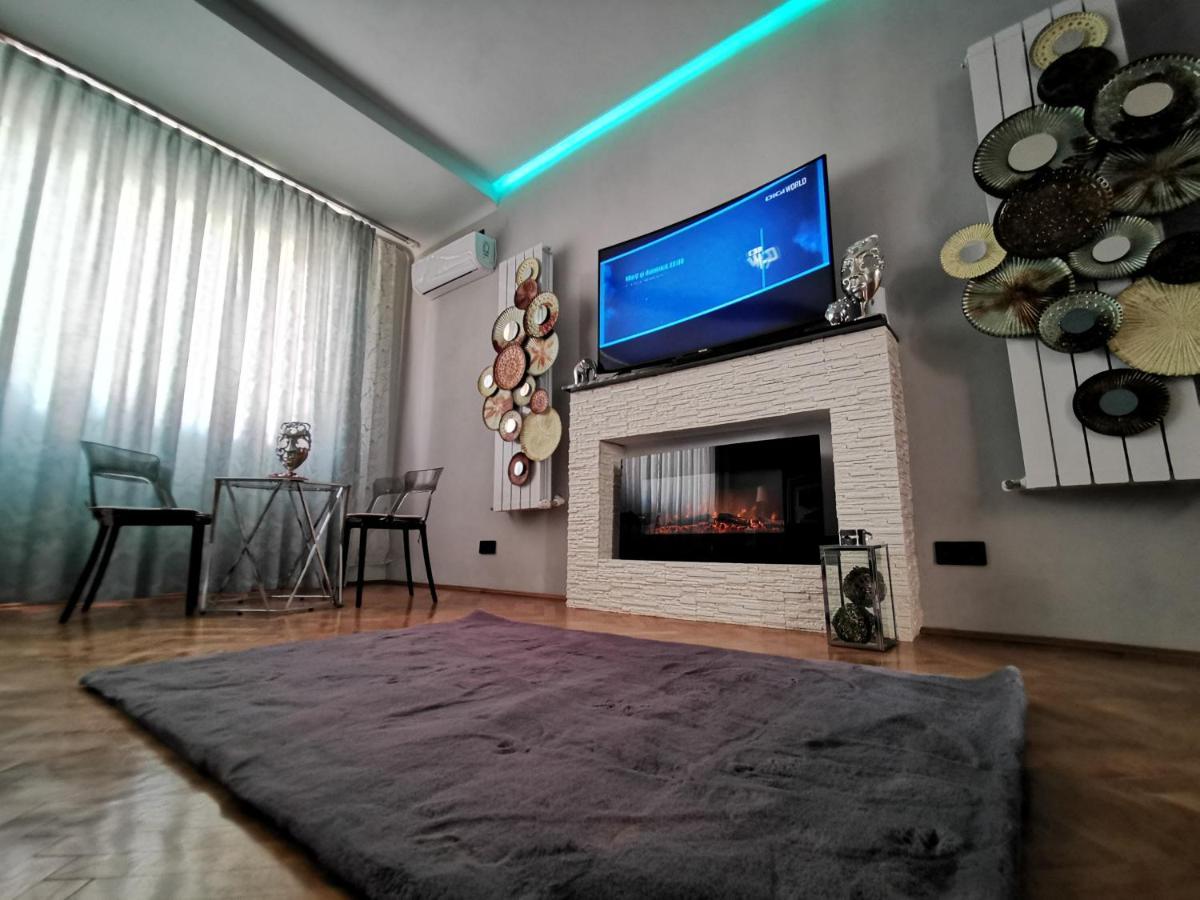 Crystal Central Apartment Brassó Kültér fotó