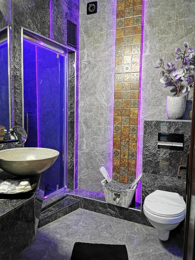 Crystal Central Apartment Brassó Kültér fotó