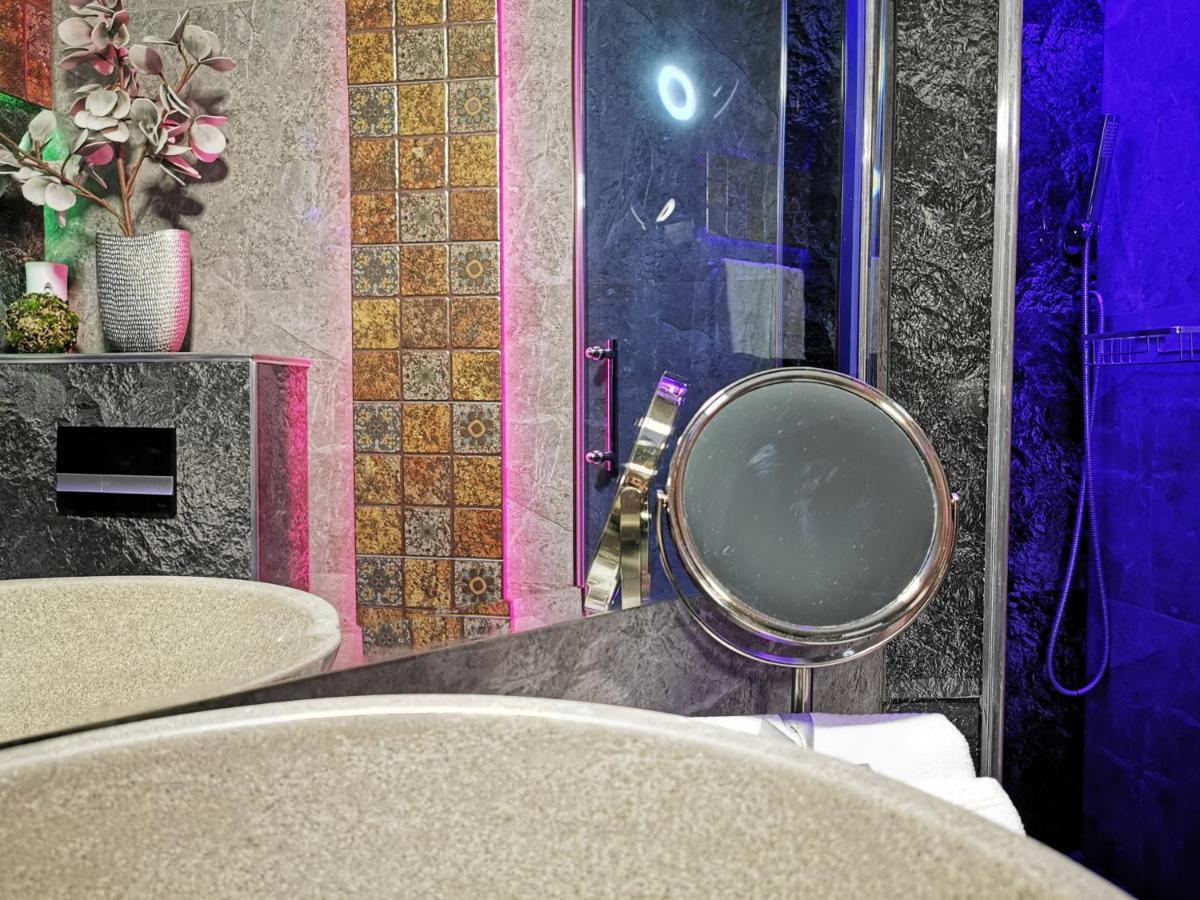 Crystal Central Apartment Brassó Kültér fotó